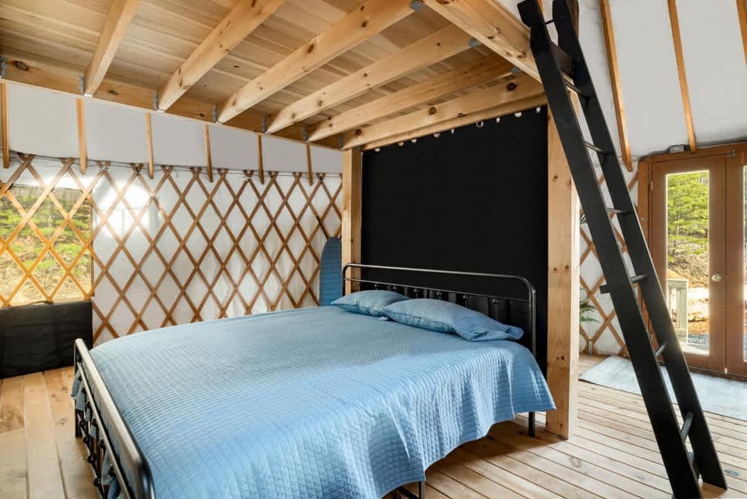 Modern Yurt W River Access, Hot Tub, Wifi & Grill Wardensville ภายนอก รูปภาพ